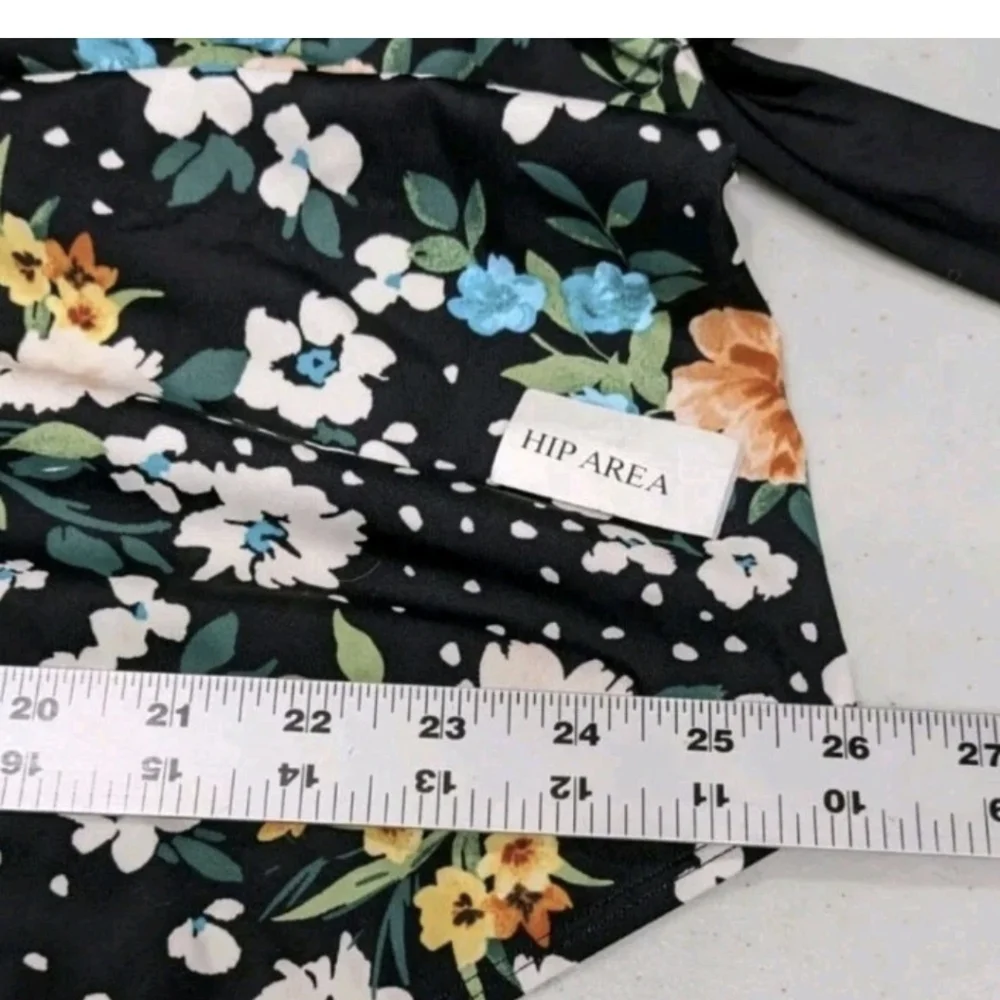 NWT Torrid 5 Wireless Bandeau Belted One Piece Swimsuit 5X 1 Pc Swim #5000